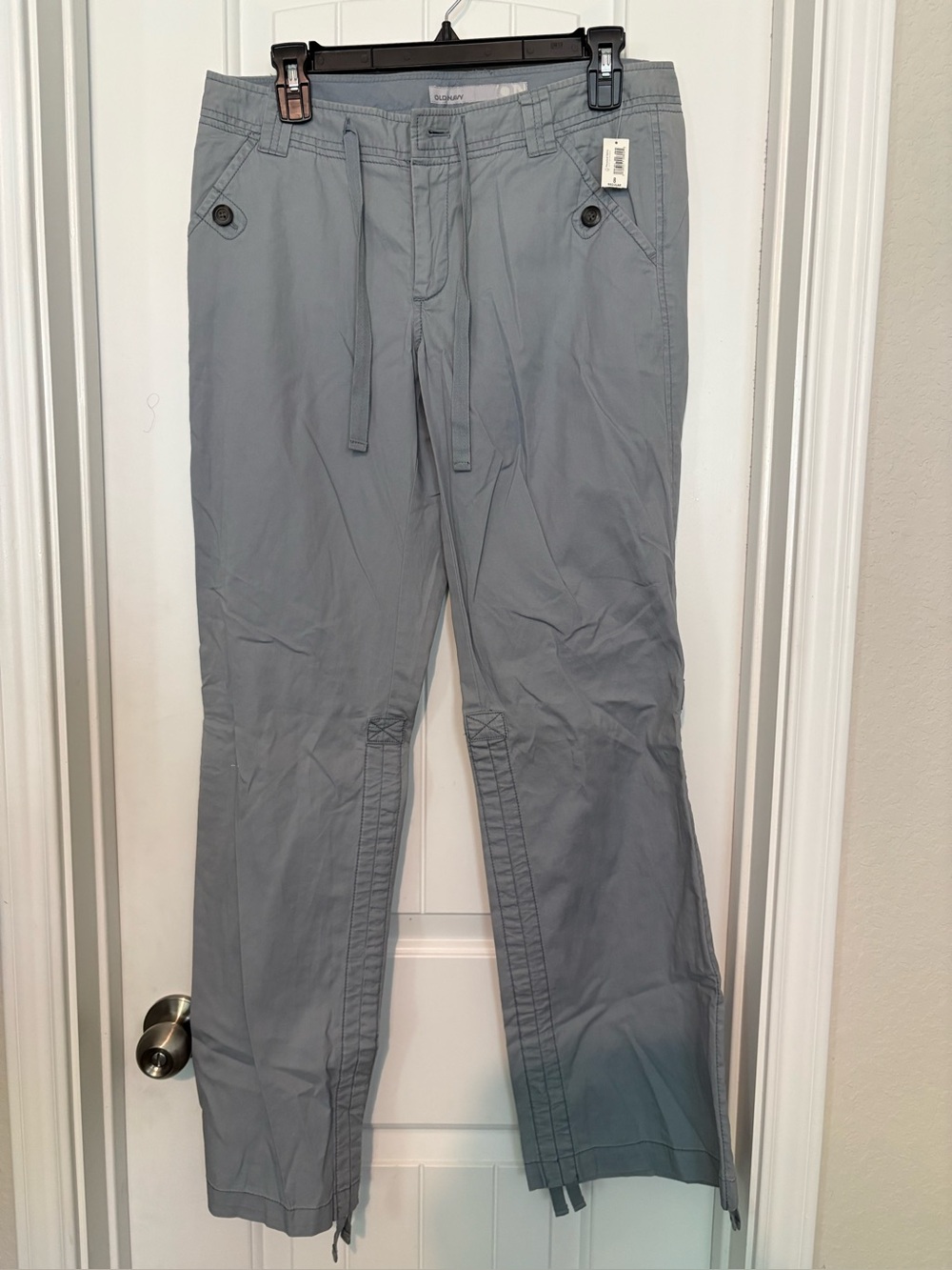 Old Navy Light Gray Cargo Pants for Women